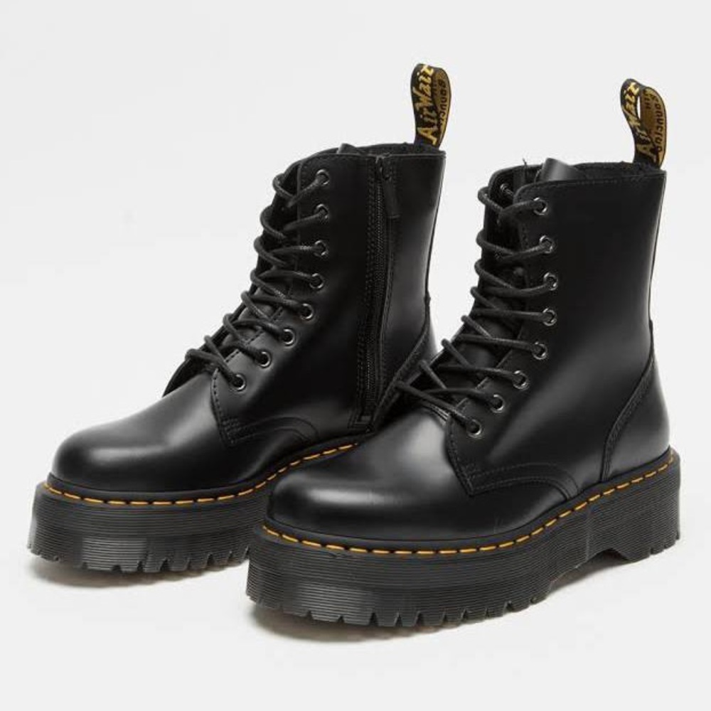 Dr. Martens Jadon Boots